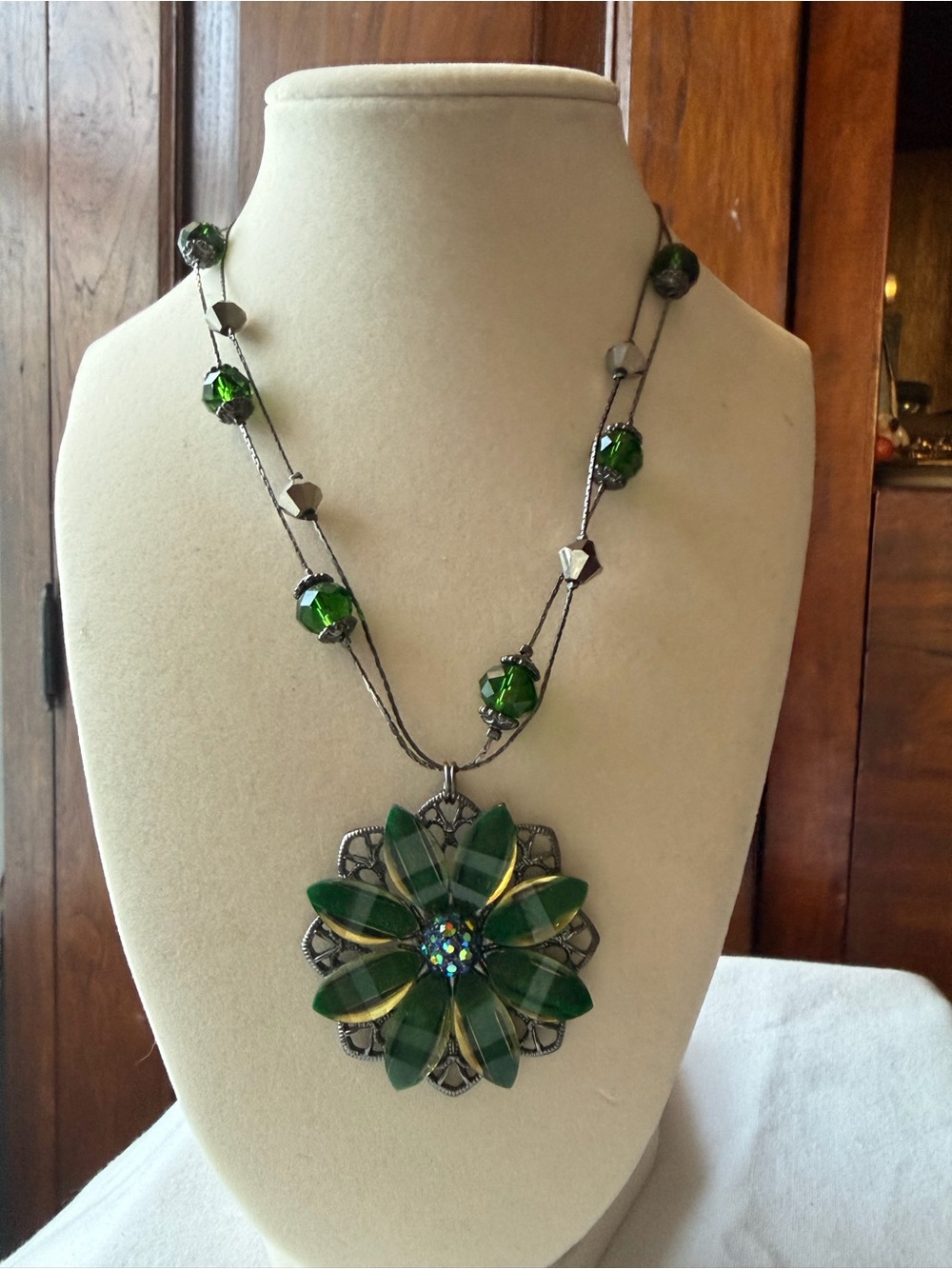 Artisan Green Flower Pendant Necklace Bronze Tone Statement Necklace